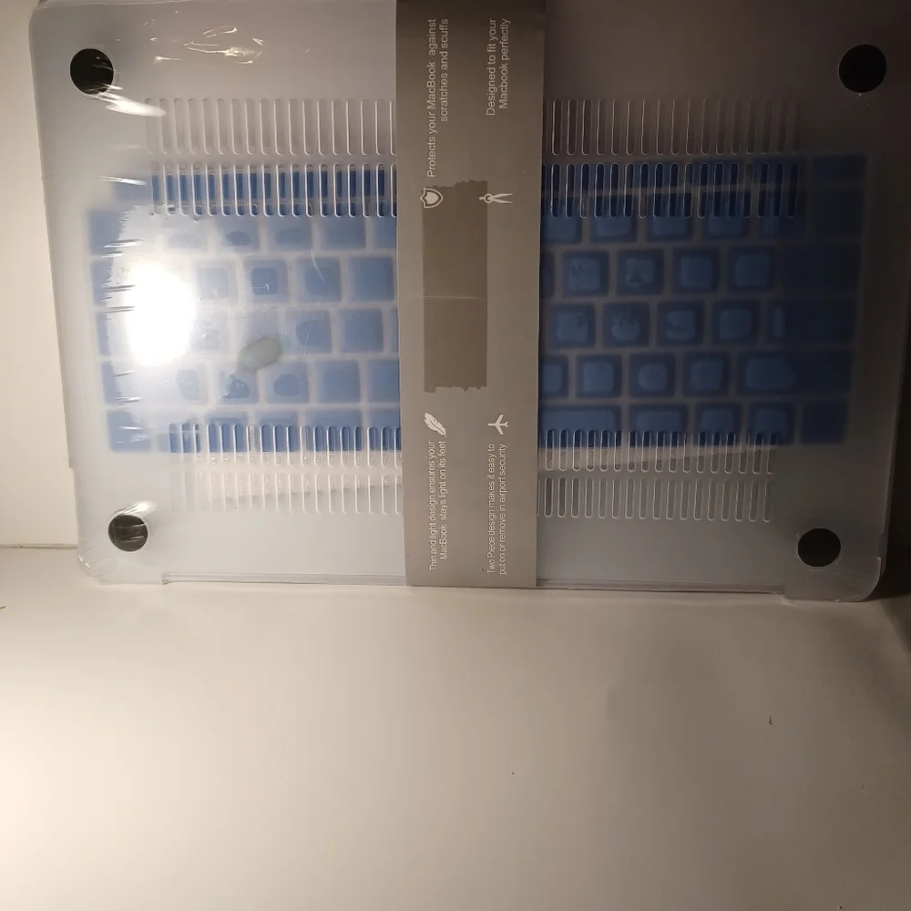 Apple MacBook 13